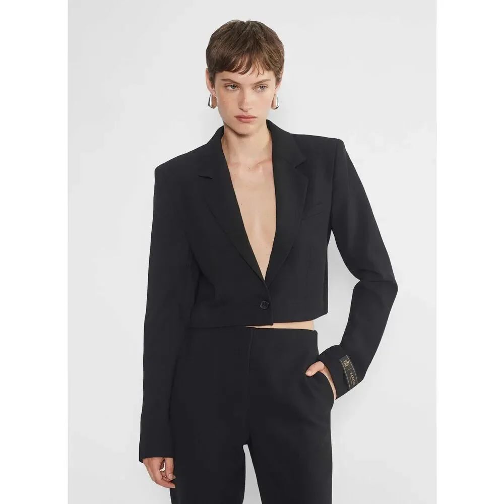 NWT Aritzia Babaton Arbus Blazer Black Cropped Single Button Jacket sz 8
